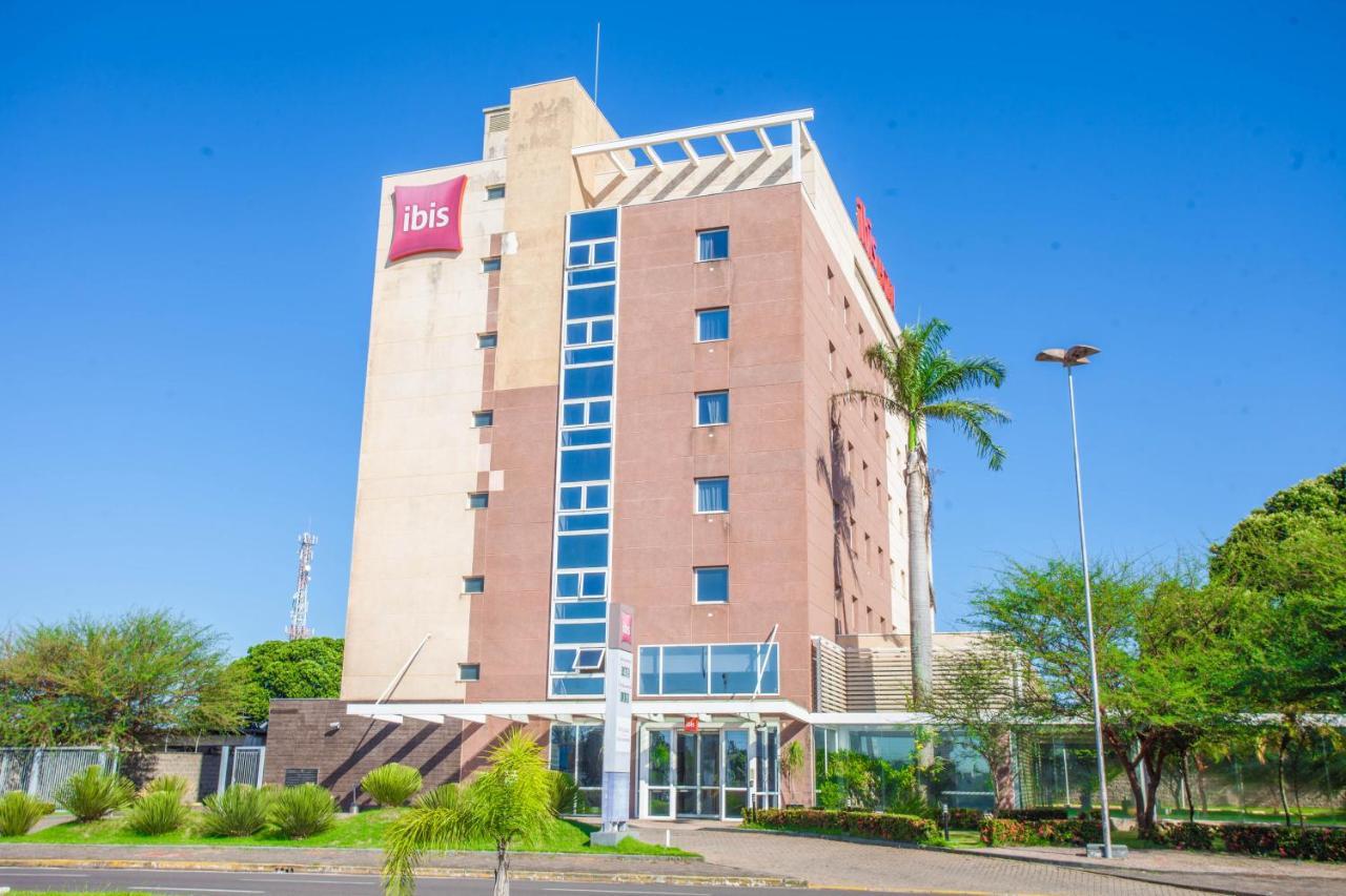 Hotel Ibis Линс Экстерьер фото